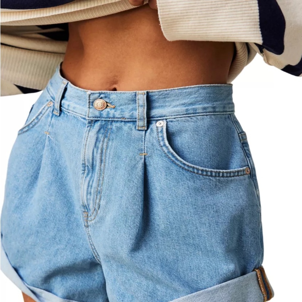 WE THE FREE DANNI SHORTS